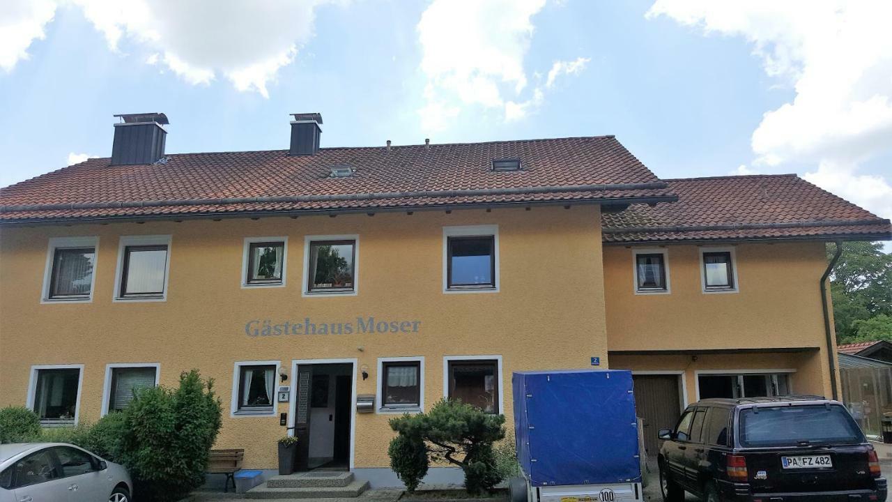 Gastehaus Moser Hotel Untergriesbach Exterior foto